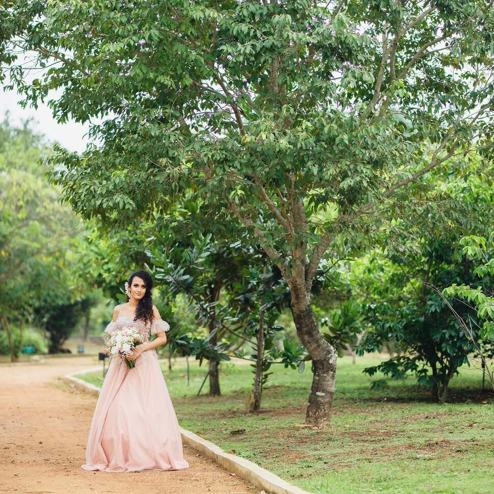 Pre wedding photography by Isuru  Akalanka in Dubai