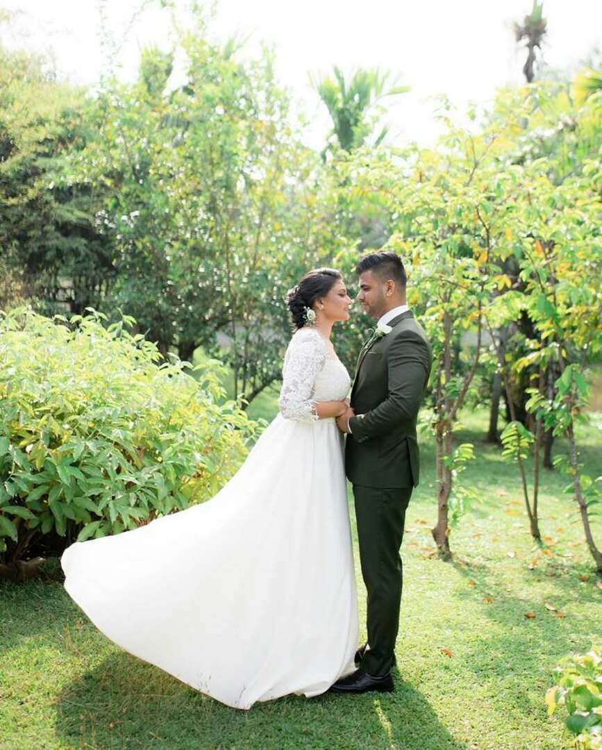 Pre wedding by I.  Akalanka